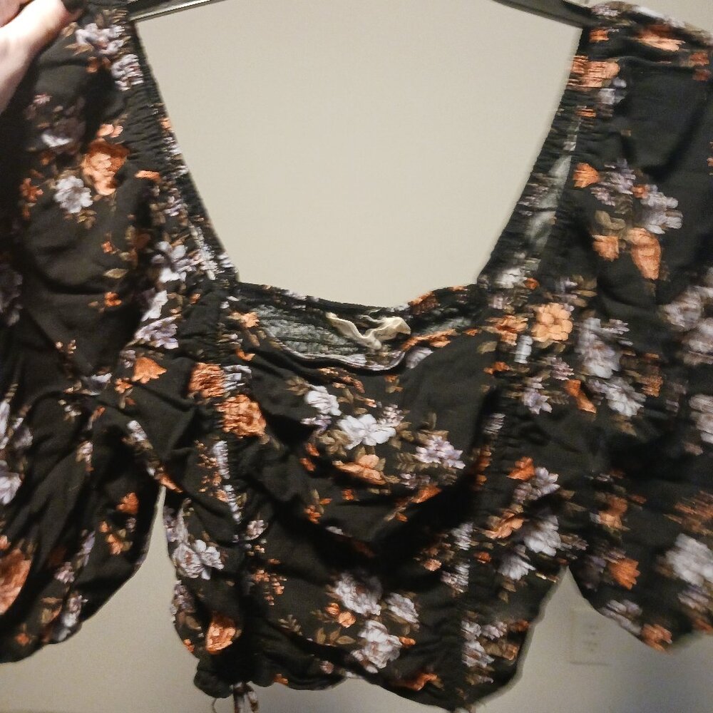 Floral black crop top